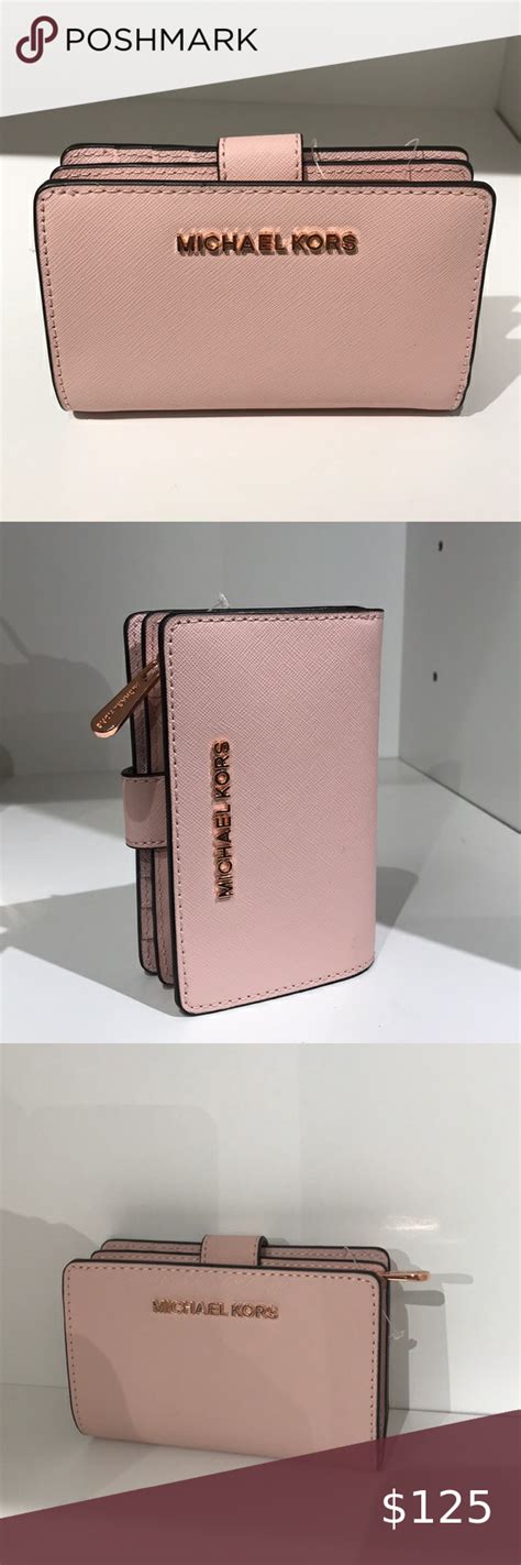 soft pink michael kors wallet zip|Michael Kors soft pink wallet.